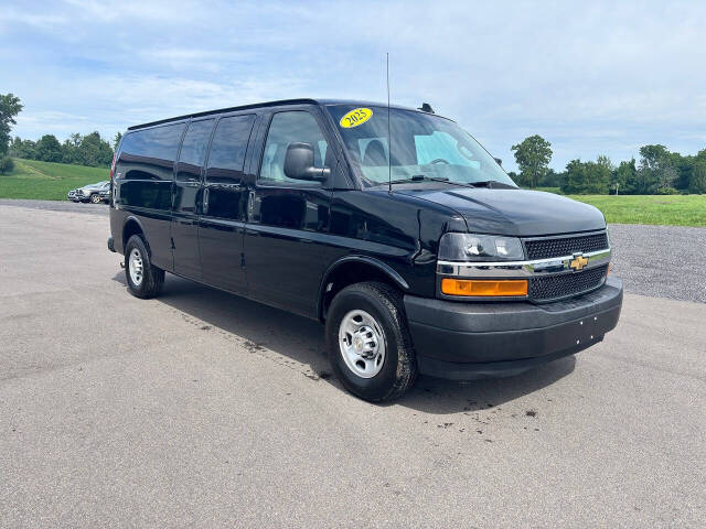 chevrolet express passenger 2025 1GAZGNFP4S1280838 image chevrolet express passenger 2025 1GAZGNFP4S1280838 image